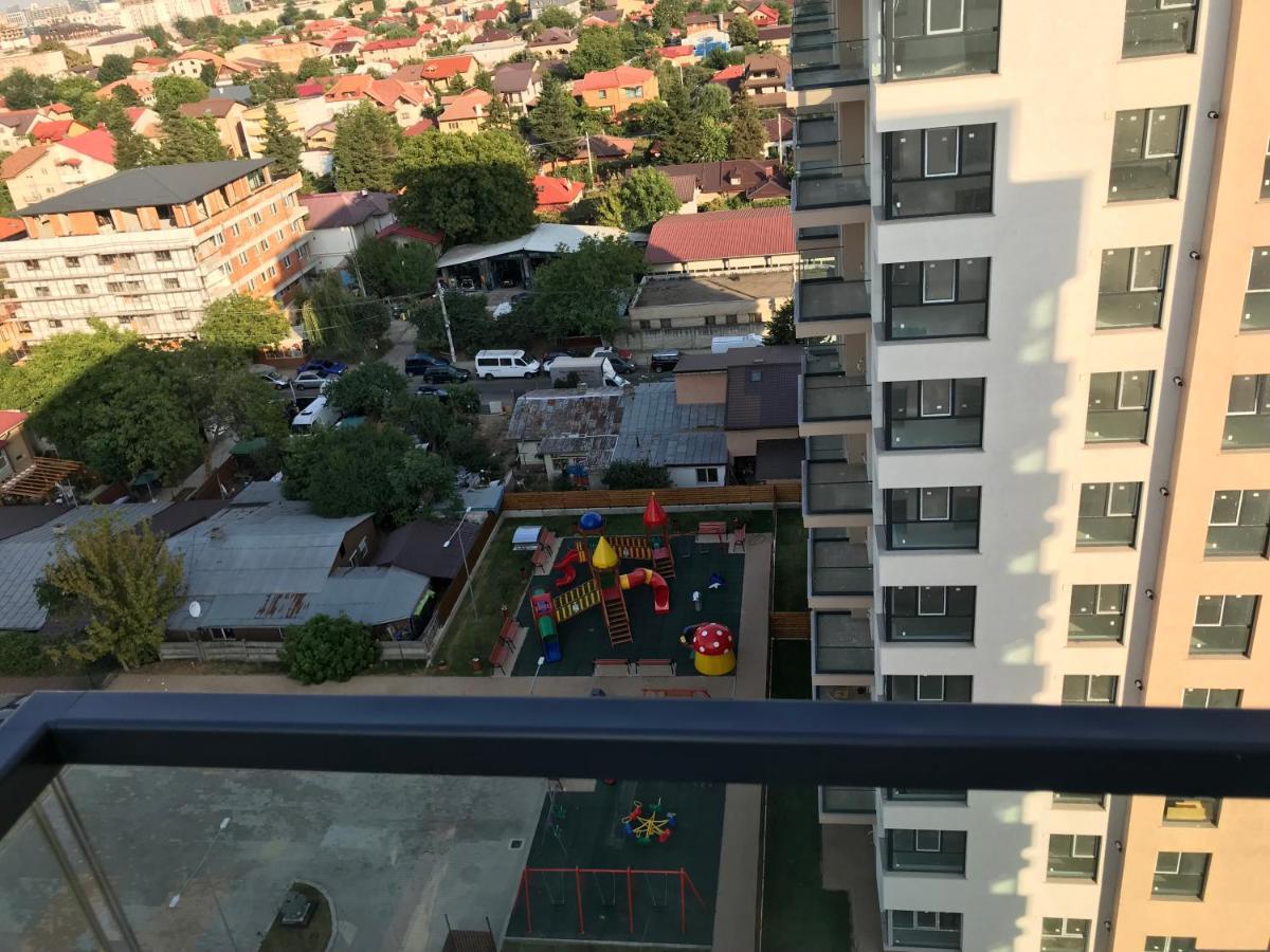 Fancy Penthouse Studio With Lakeview W10 Bucureşti Eksteriør bilde