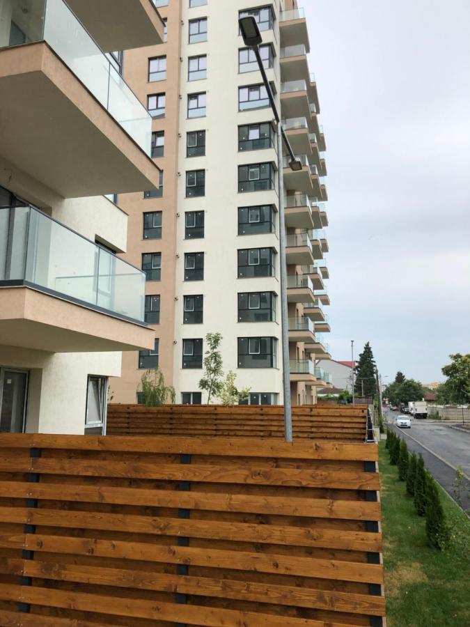 Fancy Penthouse Studio With Lakeview W10 Bucureşti Eksteriør bilde